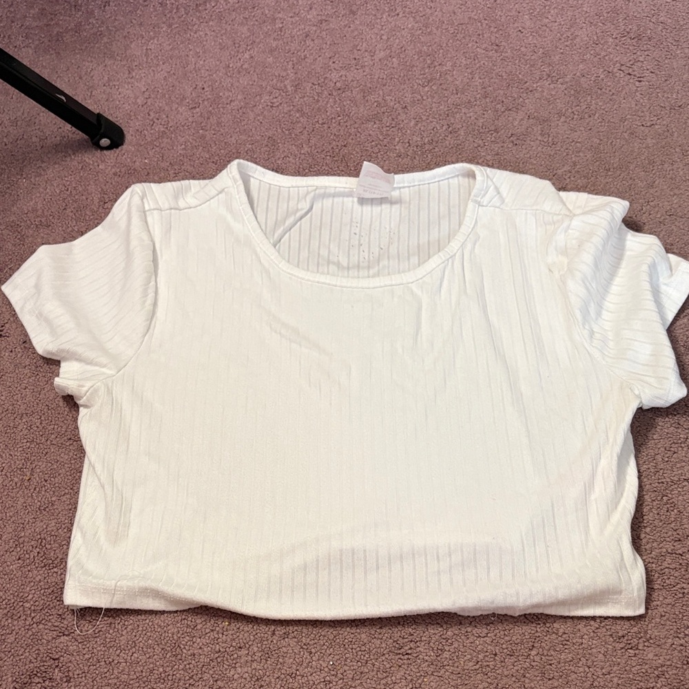 No Boundaries White Ribbed Short Sleeve Top